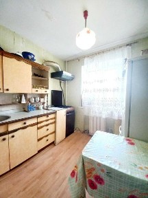 Краківська 14/6, 1к, є газ, низький поверх, невисокі комунальні