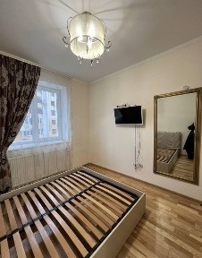 Здається в оренду 3 кімнатна квартира на вул. Киселевської- Білозіра
