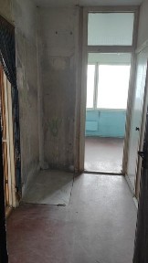 Продається 1к кв. від власника (Р. Рейгана 9)