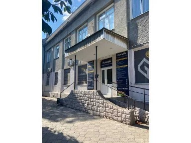 Продаж комерційного приміщення 181.9 м² (вул. Вокзальна, 34)