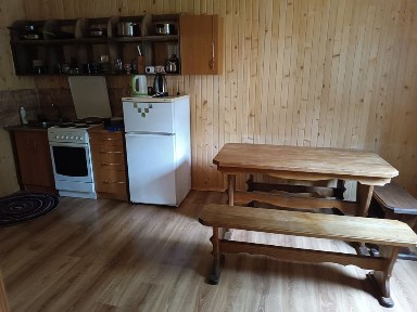 Будинок на озері Пісочне в селі Мельники