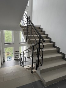 Квартира Дворівнева з дизайн проєктом та зроблено чорнові роботи