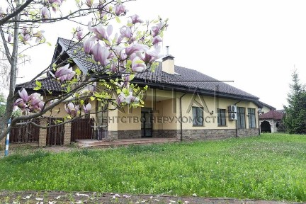 Оренда просторого будинку 385м2 в котеджному містечку Северинівка
