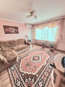 ТЕРМІНОВИЙ ПРОДАЖ! Продам 2-о к/к в комфортному розташуванні міста.