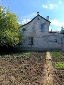ЭКСКЛЮЗИВ! Продам просторный дом с раздельными комнатами на Лысой горе в 10 мин. от остановки.