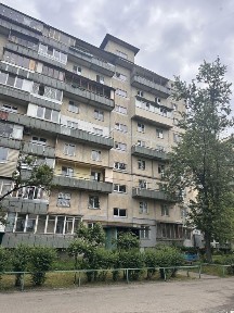 Продаж 2 кв 47 м Пр. Лісовий 17-Б Ремонт Перший поверх Газ Метро 20хв