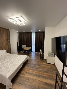 3к квартира з новим ремонтом