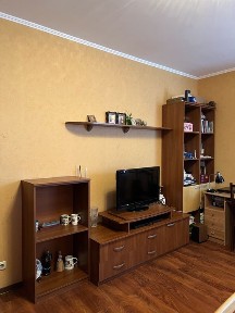 Срочно! Продам 2-х комнатную квартиру Днепровская Набережная 26