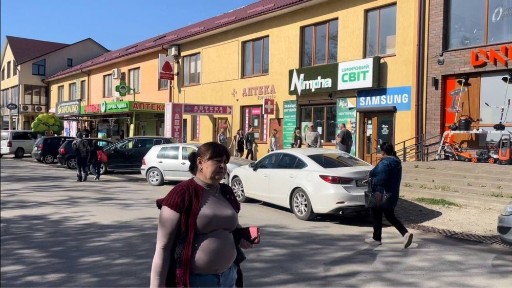 Фасадні комерційні приміщення на 1 поверсі | смт Глибока | 90 і 150 м² (від Власника)