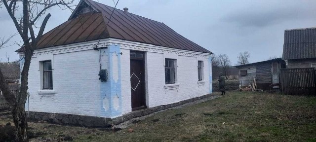 Пора на дачу ! Поряд зі Сквирою.