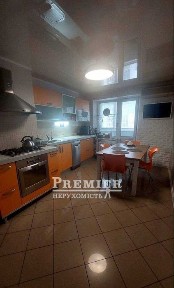 3-кімнатна квартира 110 кв. м на Марсельскій. Повністю укомплектована
