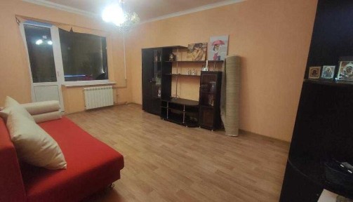 У продажу простора, тепла квартира з ремонтом на Сортировке (городок).