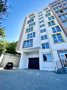Від власника, без%. 2 кім вул. Очеретяна, 85000$