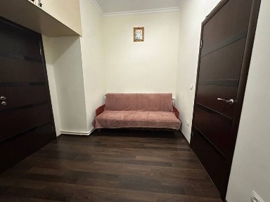 Нова оренда однокімнатної квартири біля Краківського ринку з ремонтом