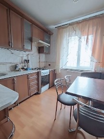 Продається 3х кім. Автономка 5 Зарічний