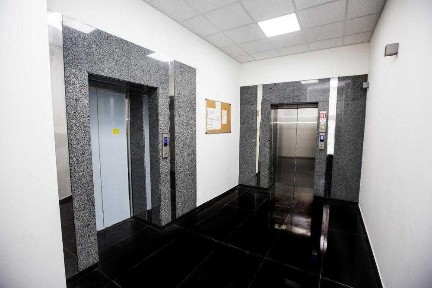 Студія 18 м. кв., неподалік метро Берестейська, від 1-го місяця