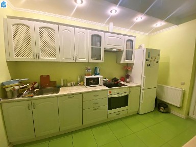 Продам 1-комнатную квартиру с ремонтом в новом доме Святошинский район