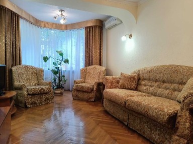 Киев, Тургеневская ул., 16