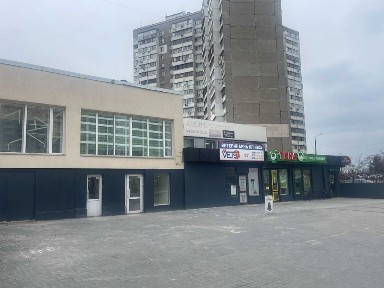 Оренда фасадного приміщення в Дарницькому районі