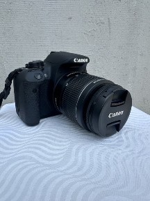 Canon EOS 700D Стан Нового!