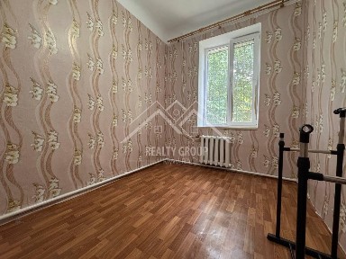 Днепропетровская обл., Криворожский район, г. Кривой рог, Вадима Гурова ул.
