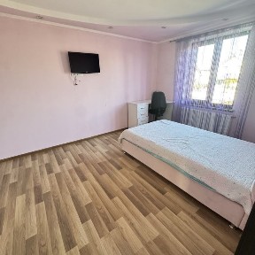Будинок для сім'ї в оренду | Вовчинець | 180 м²
