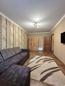 Здам 1 кім квартиру на масиві Незалежності.