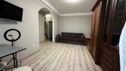 Оренда 1-к квартири з газовою плитою, пр. Соборності 16А