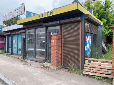 Оренда приміщення на ринку зодчих 60