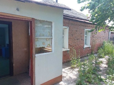 Продам 1/2 дома в Чугуеве
