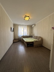 Продам гарну квартиру на низькому поверсі ЖК Софія ЖК Щасливий біля Резиденс