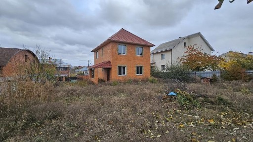 Продаж будинку в Яру на тупіковій вулиці!