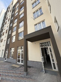 Комерційнe приміщення 26м2,Скандія, зданий будинок, Крут 6,без комісіі