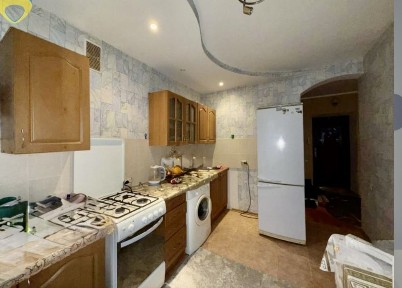 Продам однокімнатну квартиру Бочарова/Сахарова Цегляний Будинок Держ. Програми