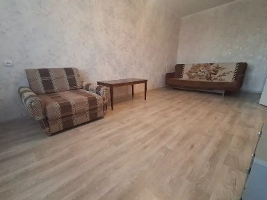 Сдам 2к квартиру Коммунар Парус