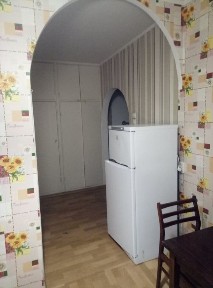Оренда квартири на Таврійському. Другий поверх.