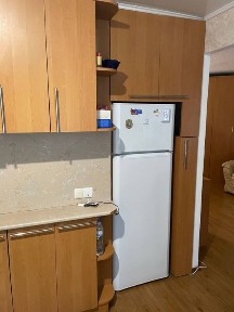 Продам 2х кімнатну квартиру на 2му поверсі. Гарне місцерозташування.