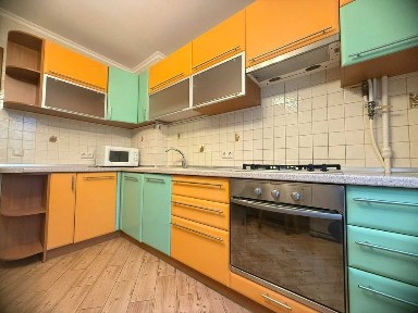 Продаж 3кімнатної квартири по вул. Петра Панча, буд. 7 Оболонський район, м. Мінська