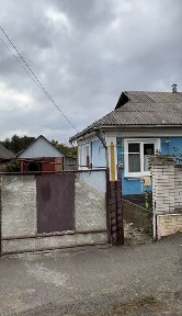 Продається будинок поруч з сосновим лісом та річкою Південний Буг