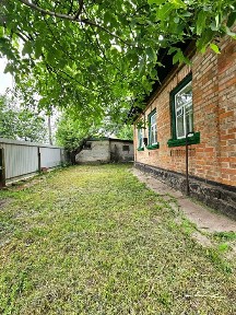 Продаж цегляного будинку в с. Хутори 15 соток