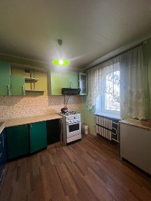 Продам 4х ком. квартиру ул. Рекордной, 44 квартал