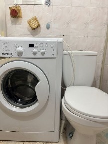 Центр 1 кімнатна в районі Лялькового театру