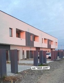 Продається новий сучасний таунхаус з гаражем