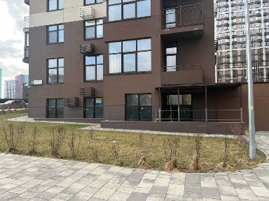 Продаж комерції. Кутовий фасад 120м | вул. Генерала Грекова 2 | ЖК Варшавський 2