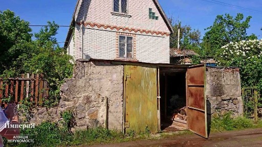 Цегляний дачний будинок 97кв. в селі Коженики. Ділянка 12 соток.