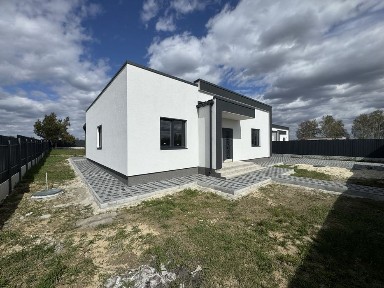 Терміновий продаж сучасного будинку 113 м², 10 соток, 15 кВт, КМ СОФІЯ, ціна нижче ринку, без %
