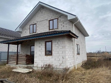 Будинок на 6 сот. землі, Озеро! 30 хвилин до Києва. 70 000$
