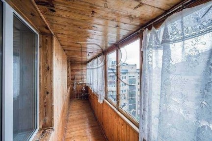 Продаж 3-кімнатної квартири 69 м², Велика Васильківська вул., 102