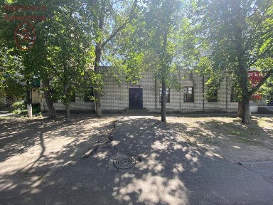 Продаж окремого комерційного приміщення нагірка