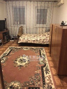 Будинок з ділянкою 4,6 сотки та літньою кухнею. Малиновський р-н